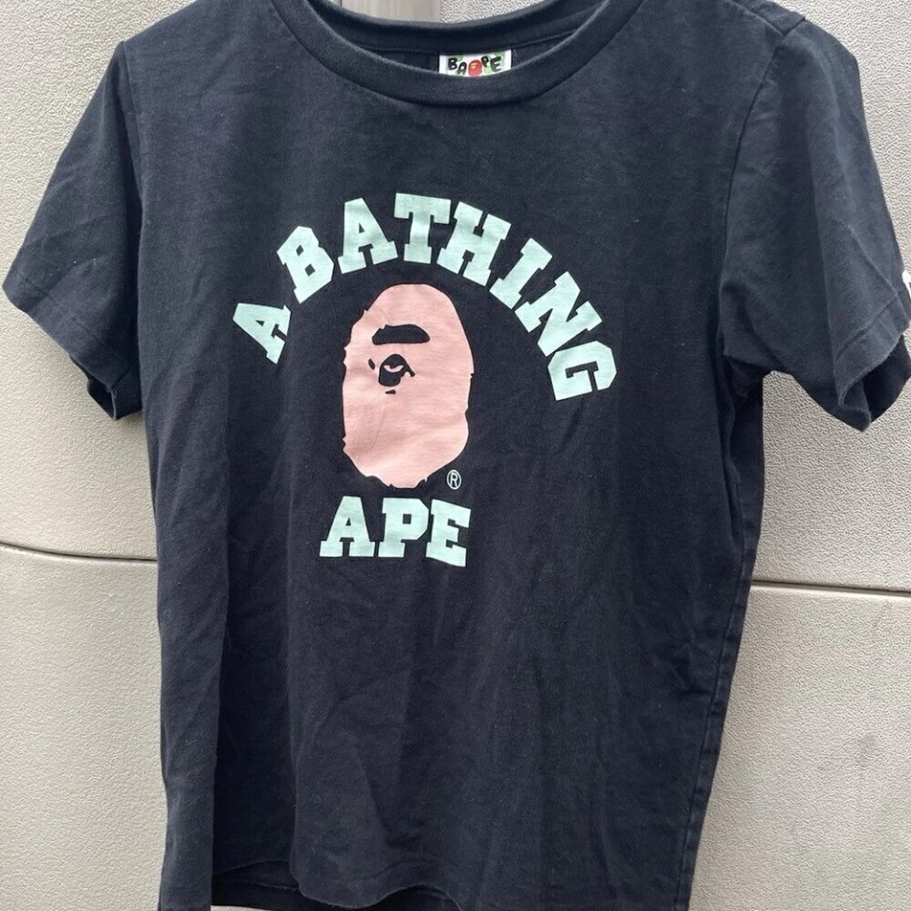 Vintage A Bathing Ape BAPE Logo Pink Green T-Shirt Women’s Size Small